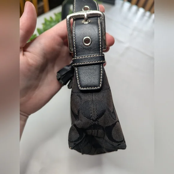 Y2K Coach Signature Fabric Black Shoulder Bag 6371 - Picture 3 of 16